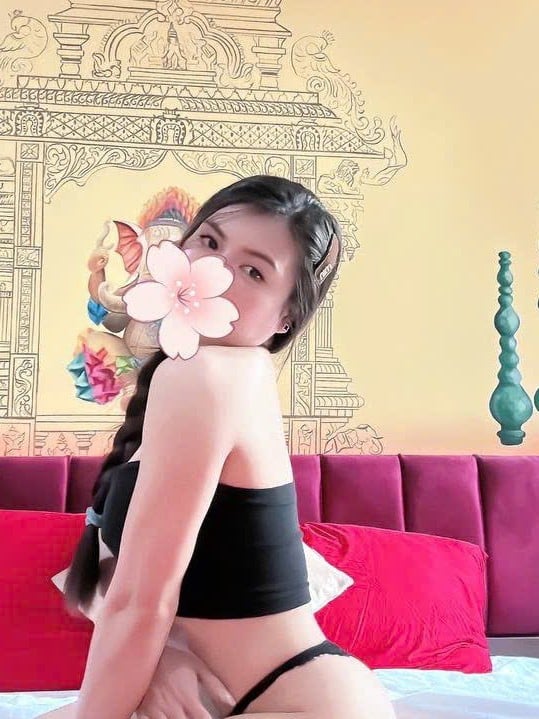 Hot girl Tây Ninh: Khẩu dâm đê mê Dương Minh Châu!